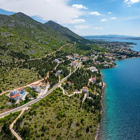 아파트 My Dalmatia - Sea View Masha With Private Heated Pool