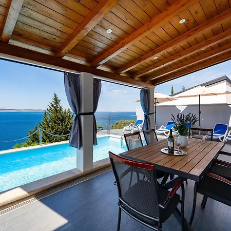 아파트 My Dalmatia - Sea View Masha With Private Heated Pool 스타리그라드 파클레니차