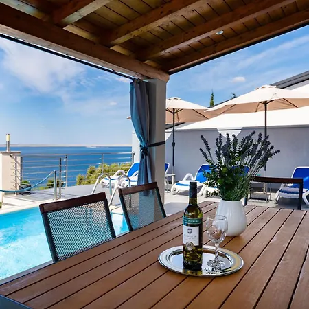 My Dalmatia - Sea View Masha With Private Heated Pool 아파트 *